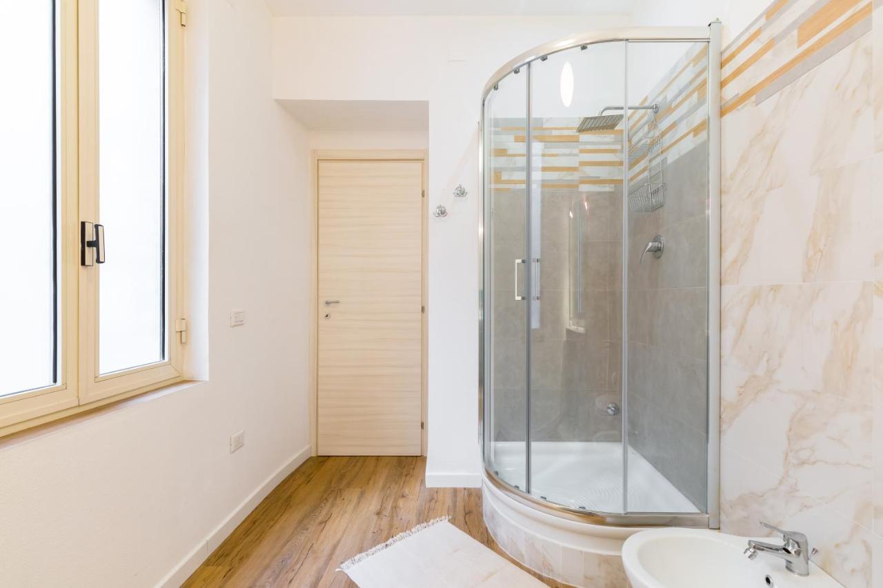 Apartment Barrio 133 - Double Bedroom In Center By Napoliapartments Naples